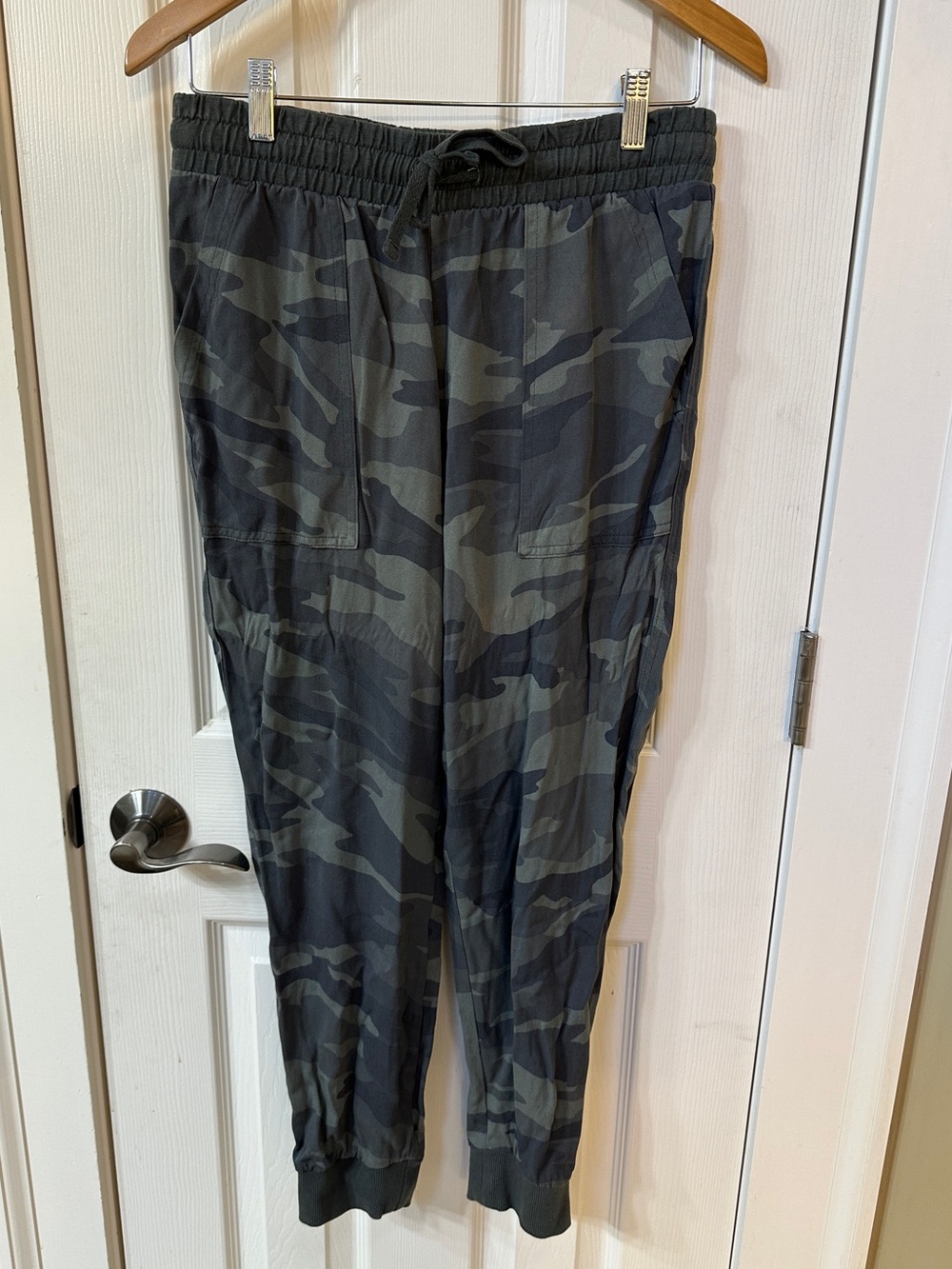 Splendid Camo Jogger Pants Activewear Athletic Drawstring Pull On Utility Small